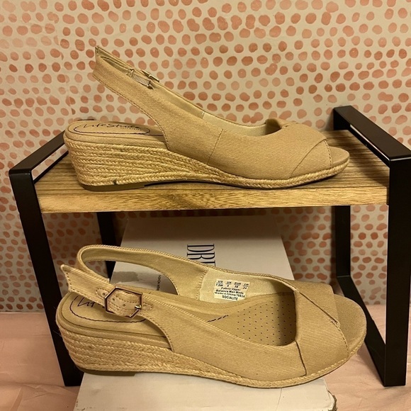 LifeStride Women's Socialite Espadrille Wedge Sandal— NWOT - Picture 3 of 8